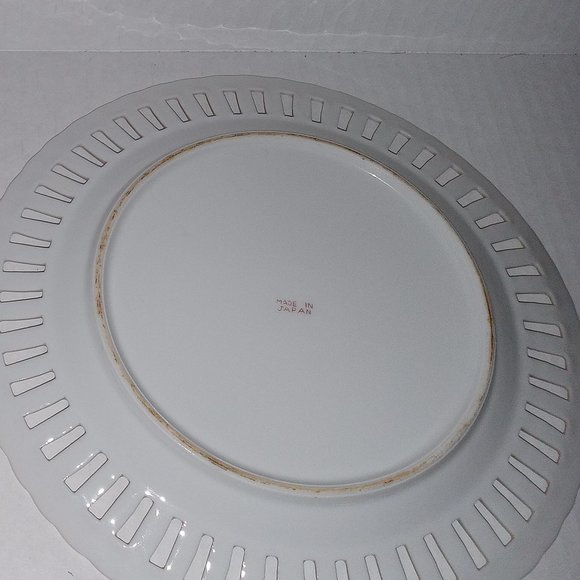 ⛄️ Vintage Hand Painted Collectible Reticulated China Fruit plates - Picture 3 of 3